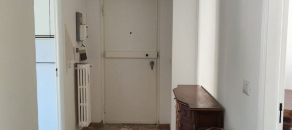 3 bedrooms Apartment in Monza, Italy No. 364354 5