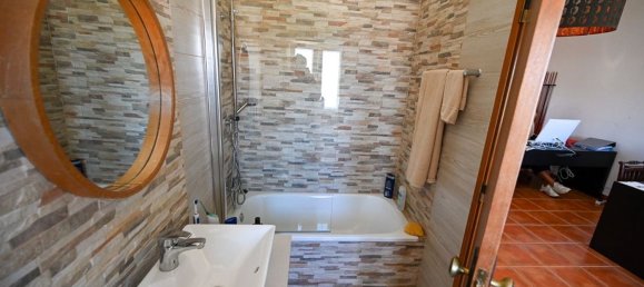 6 bedrooms House in Porto Salvo, Portugal No. 190030 8