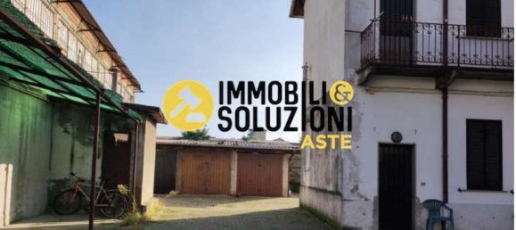 2 rooms Apartment in Busto Arsizio, Italy No. 184595 17