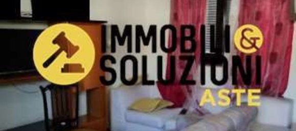 2 rooms Apartment in Busto Arsizio, Italy No. 184595 9