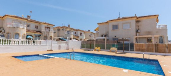 Adosado de 2 dormitorios en Torrevieja, Spain No. 186457 5