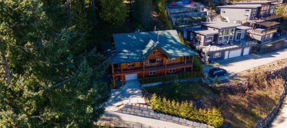 3 Schlafzimmer Haus in British Columbia, Canada, Nr. 1159 2