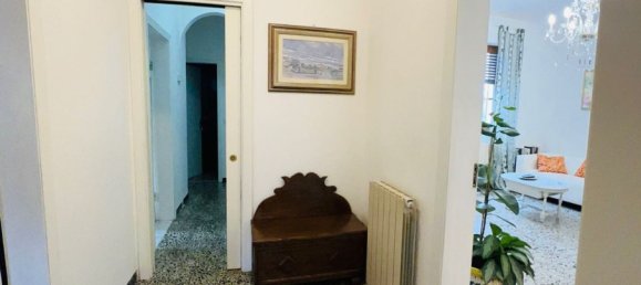 5 bedrooms Villa in Montignoso, Italy No. 364666 8