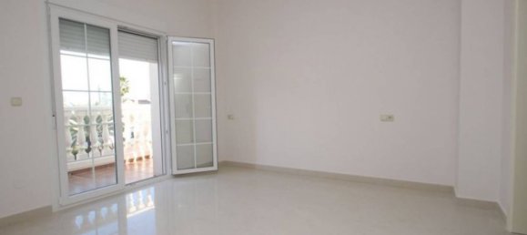 4 bedrooms Villa in Cabo Roig, Spain No. 128842 19