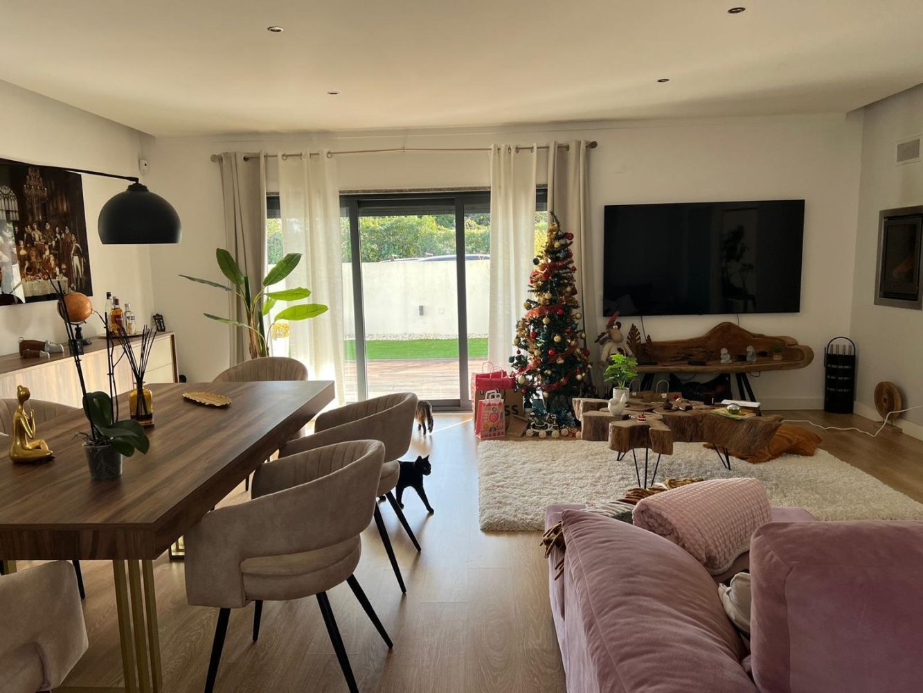 4 bedrooms House in Barreiro, Portugal No. 85037