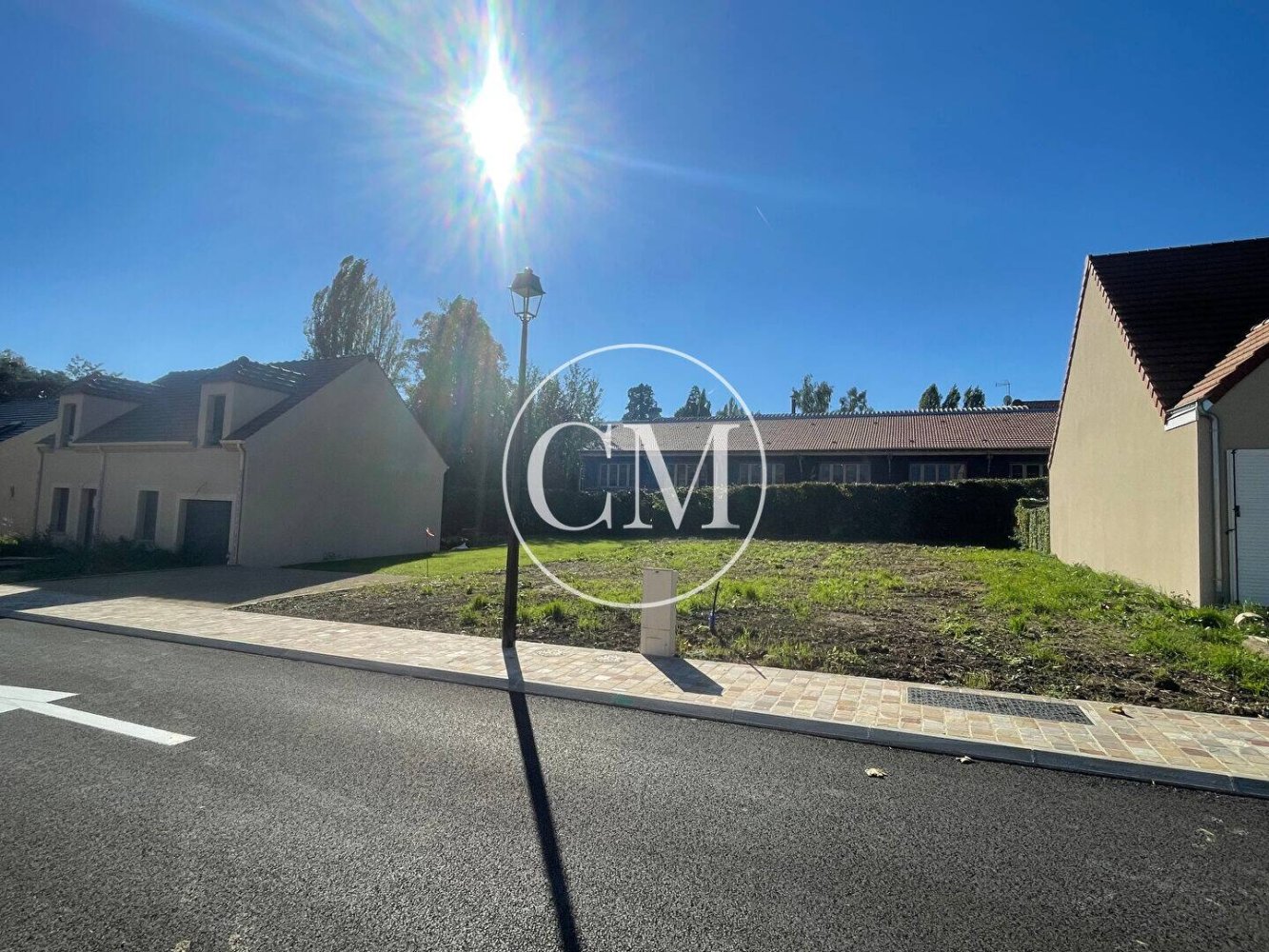  قطعة أرض في Mere, France 305متر مربع رقم 175324