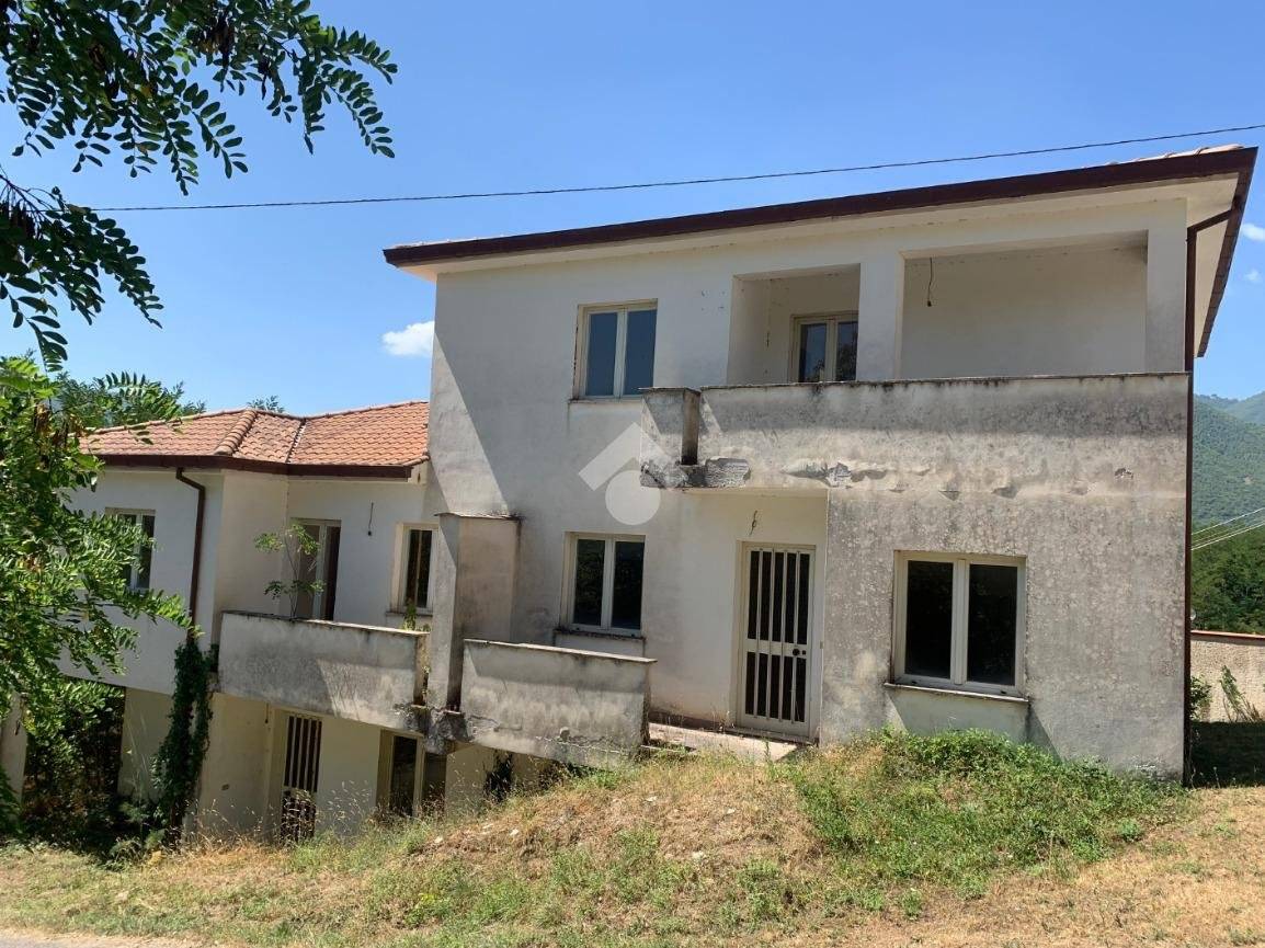 6 Schlafzimmer Villa in Atina, Italy, Nr. 136159