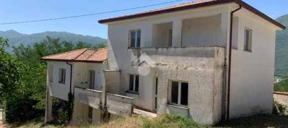 6 Schlafzimmer Villa in Atina, Italy, Nr. 136159 5