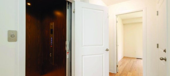 4 bedrooms House in Mississauga, Canada No. 88 8