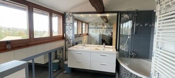 9 chambres Maison à Helfrantzkirch, France No. 49334 32