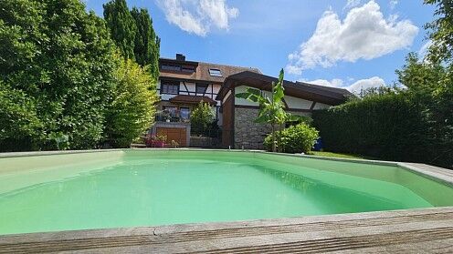 9 chambres Maison à Helfrantzkirch, France No. 49334