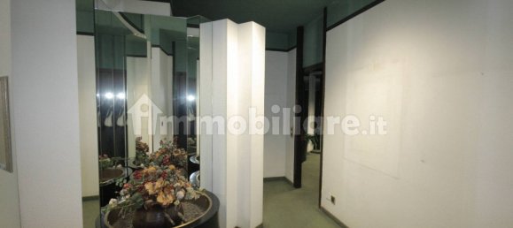 3 bedrooms Apartment in Milan, Italy No. 328378 2