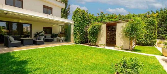 6 bedrooms Commercial property in Aradippou, Cyprus No. 18932 13