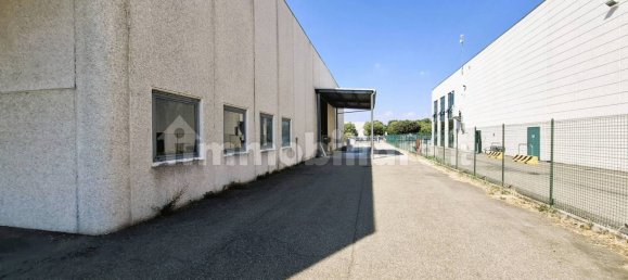 2 rooms Warehouse in Parma, Italy No. 378556 18
