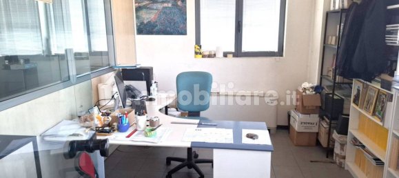 2 rooms Warehouse in Parma, Italy No. 378556 10