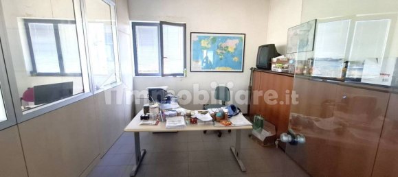 2 rooms Warehouse in Parma, Italy No. 378556 13