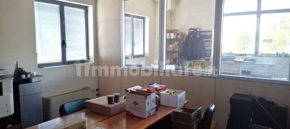 2 rooms Warehouse in Parma, Italy No. 378556 8