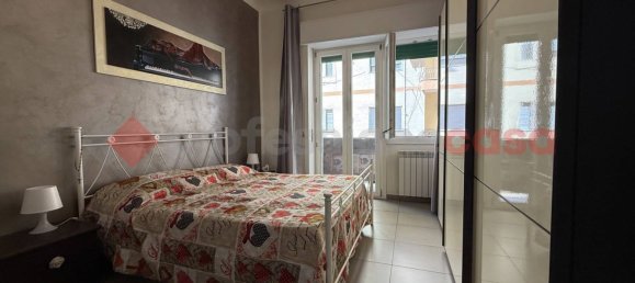 2-salle Appartement à Taranto, Italy No. 272466 4