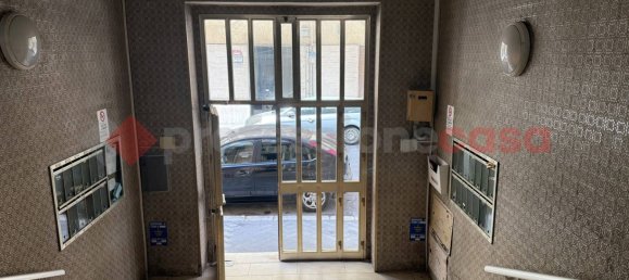 2-salle Appartement à Taranto, Italy No. 272466 5