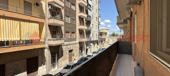 2-salle Appartement à Taranto, Italy No. 272466 7