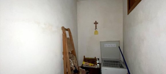 5 rooms House in San Cataldo, Italy No. 140932 15