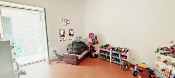 3 rooms Apartment in Casamarciano, Italy No. 76563 7