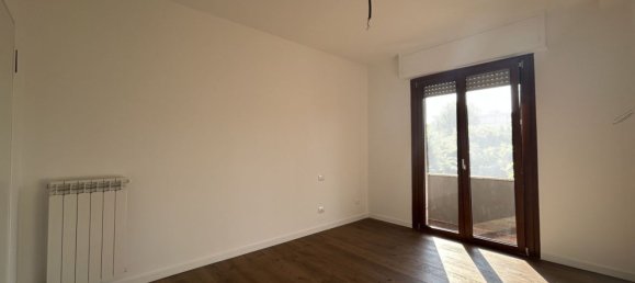 3 rooms Apartment in Florence, Italy No. 270190 5