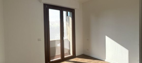 3 rooms Apartment in Florence, Italy No. 270190 6