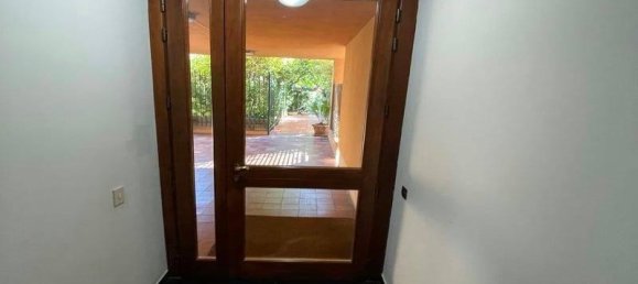 3-salle Appartement à Arenzano, Italy No. 161075 18