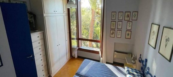3-salle Appartement à Arenzano, Italy No. 161075 11