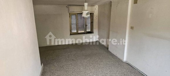 5 Schlafzimmer Haus in Pieve Porto Morone, Italy, Nr. 311111 4