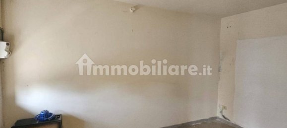5 Schlafzimmer Haus in Pieve Porto Morone, Italy, Nr. 311111 10