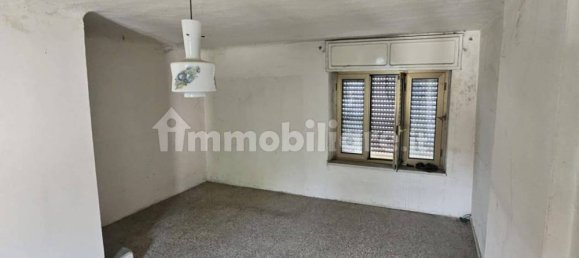 5 Schlafzimmer Haus in Pieve Porto Morone, Italy, Nr. 311111 7