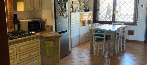 4-Zimmer Haus in Rome, Italy, Nr. 170168 2