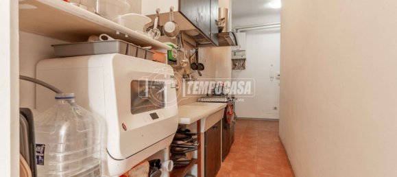 3 rooms Apartment in Milan, Italy No. 274430 14