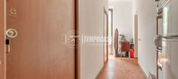 3 rooms Apartment in Milan, Italy No. 274430 6