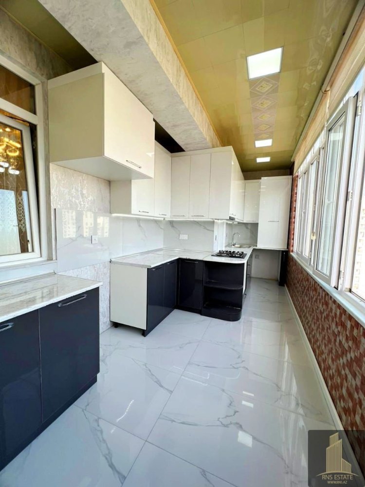 Квартира с 3 спальнями в Хатаинский район, Азербайджан № 2062