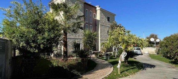 9 bedrooms Commercial property in Chania, Greece No. 164 2