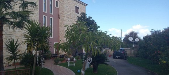 9 bedrooms Commercial property in Chania, Greece No. 164 3