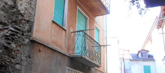 Дом с 6 комнатами в Ормеа, Италия № 116761 23