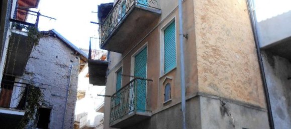 Дом с 6 комнатами в Ормеа, Италия № 116761 24