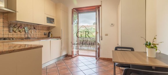 Квартира с 3 комнатами в Рим, Италия № 288368 7