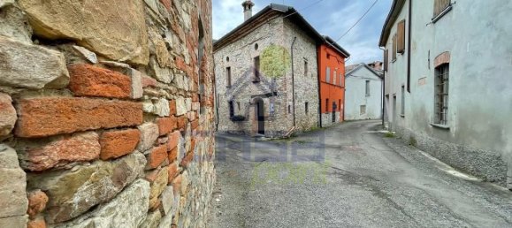 2 rooms House in Borgonovo Val Tidone, Italy No. 26308 8