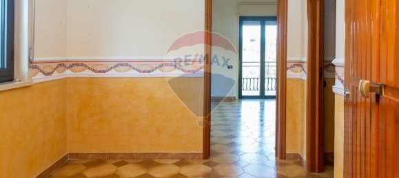 Apartamento de 2 dormitorios en Misterbianco, Italy No. 235250 10