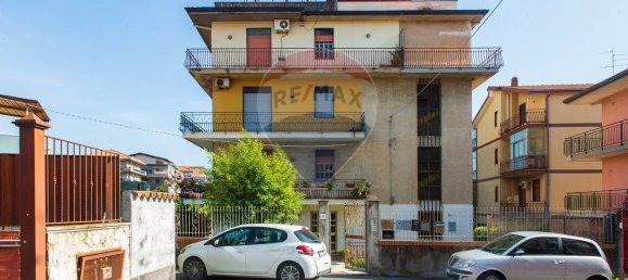 Apartamento de 2 dormitorios en Misterbianco, Italy No. 235250 2