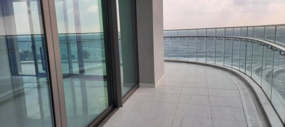 3 bedrooms Apartment in Germasogeia, Cyprus No. 553 7