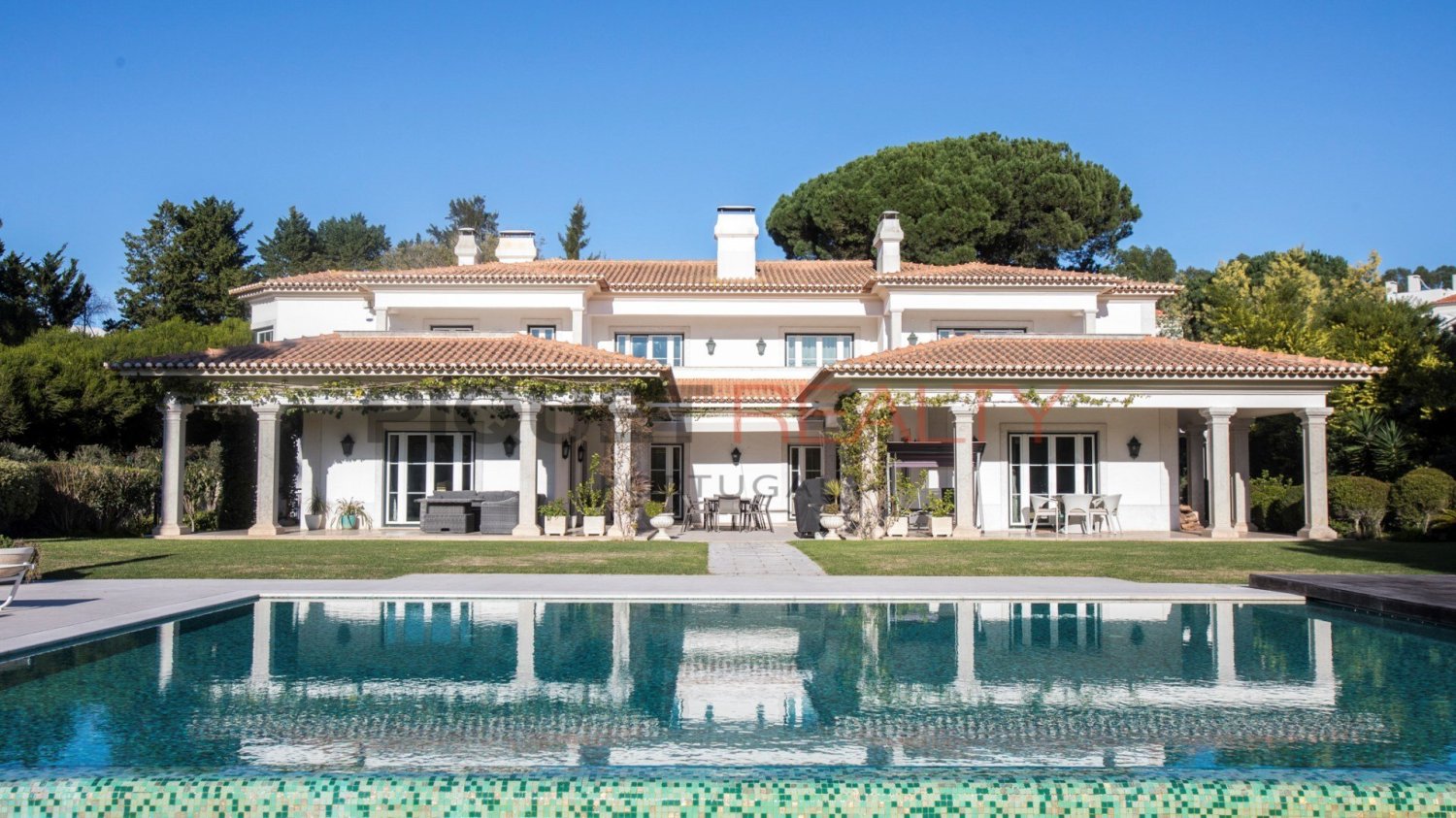 6 bedrooms Villa in Cascais, Portugal No. 182211