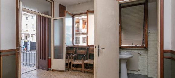 مكتب في Romagnano Sesia, Italy 61متر مربع رقم 210972 6