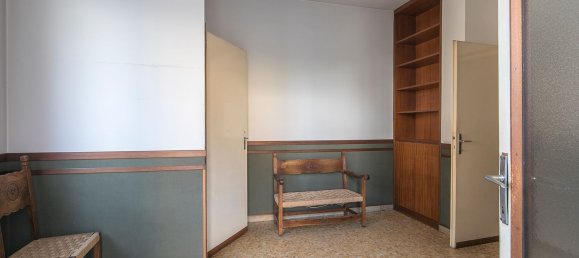 مكتب في Romagnano Sesia, Italy 61متر مربع رقم 210972 2