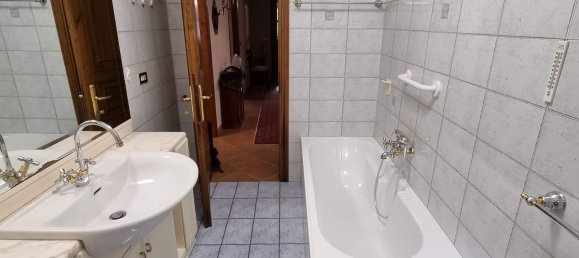 5-Zimmer Wohnung in Fivizzano, Italy, Nr. 204055 20